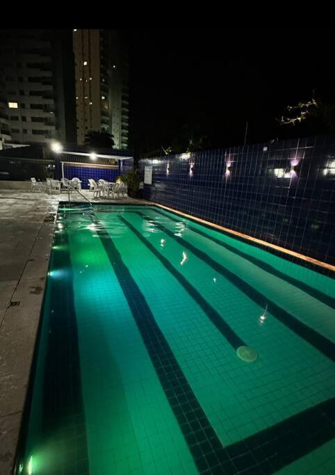Golden Apto 6 - Cond Beira Mar, 3 Dorm, 2 Suites, Ar-cond, Wi-fi, 2 Garagens, Piscina * Guarujá