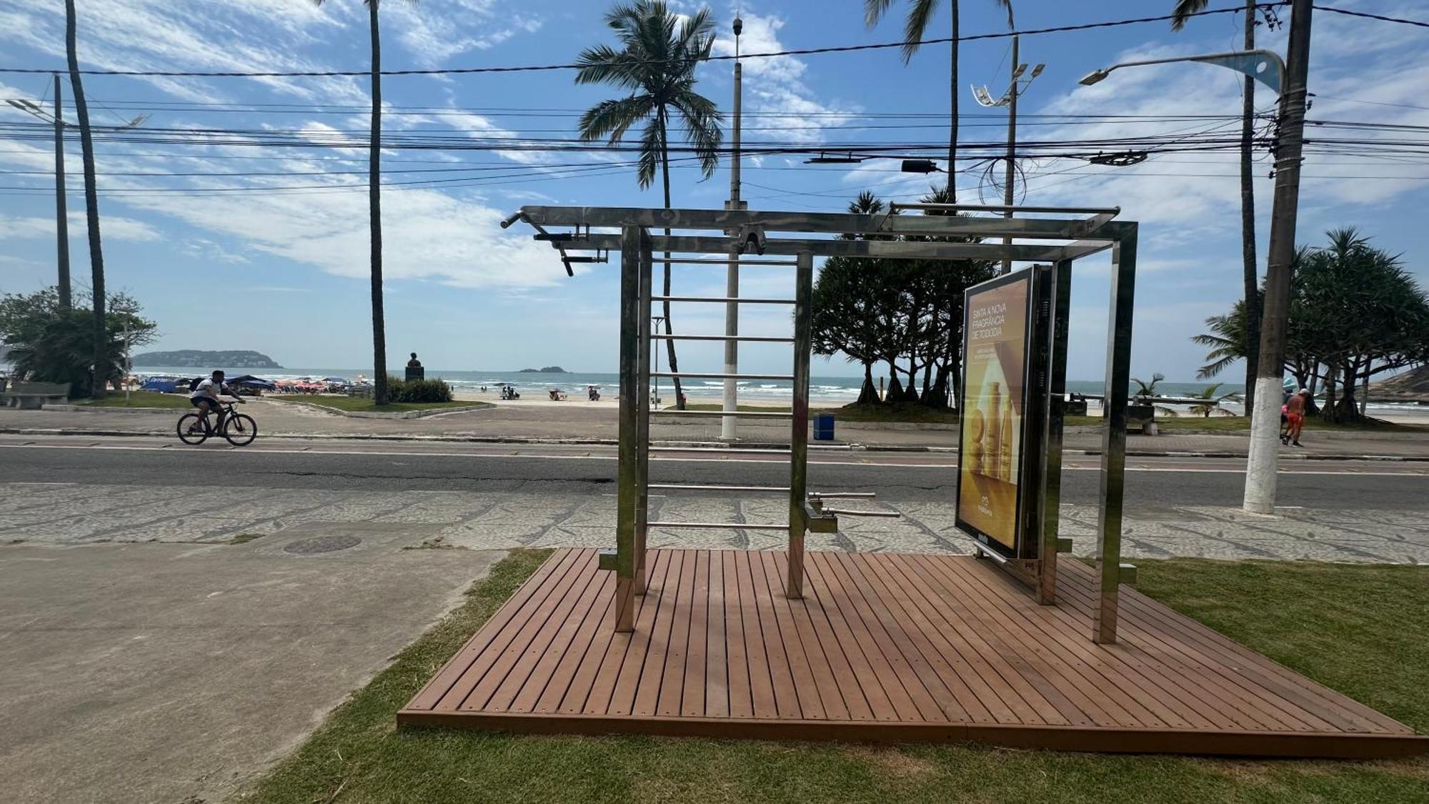 Golden Apto 6 - Cond Beira Mar, 3 Dorm, 2 Suites, Ar-cond, Wi-fi, 2 Garagens, Piscina